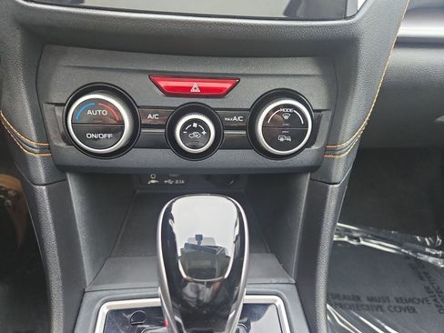 Used 2021 Subaru Crosstrek 2.5i Limited w/ Moonroof Package 1 image 17