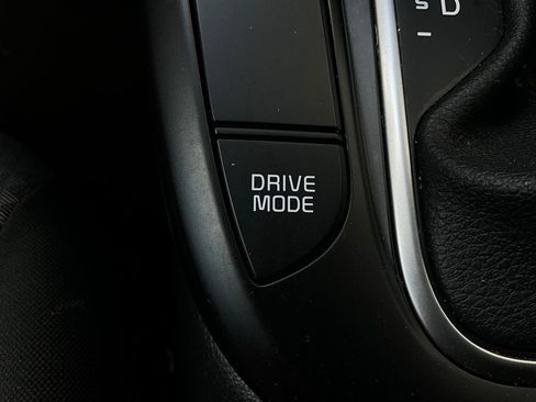 Used 2025 Kia Soul LX w/ LX Technology Package image 22