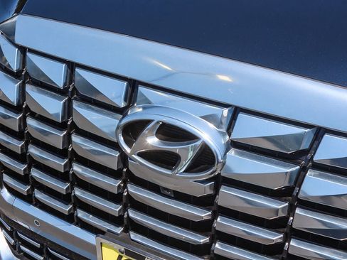 Certified 2023 Hyundai Palisade Calligraphy FWD image 14