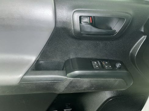 Used 2023 Toyota Tacoma SR RWD image 13