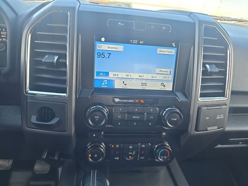 Used 2016 Ford F150 XLT w/ Equipment Group 302A Luxury image 26