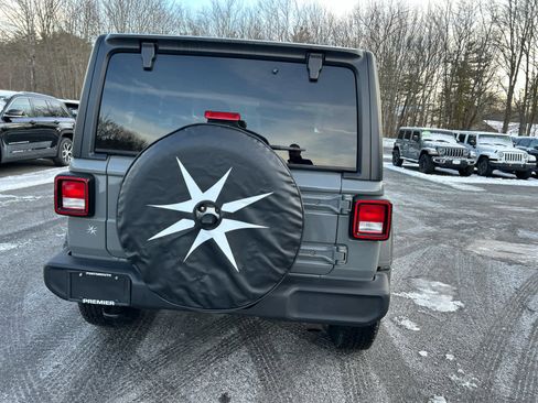 Used 2021 Jeep Wrangler Unlimited Sport image 9