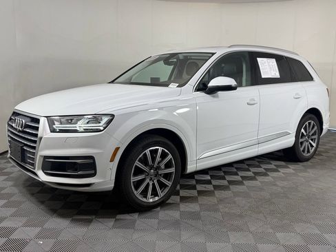 Used 2019 Audi Q7 3.0T Premium Plus w/ Premium Plus Package AWD/4WD image 2
