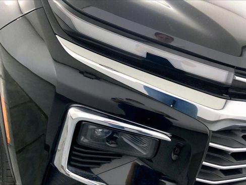 Used 2024 Chevrolet Traverse LT AWD/4WD image 28