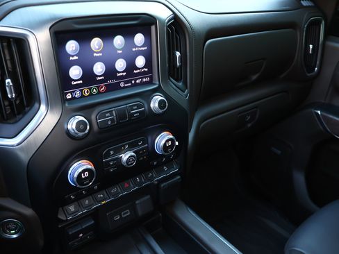 Used 2023 GMC Sierra 2500 Denali image 20