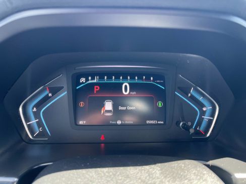 Used 2023 Honda Odyssey Touring image 11