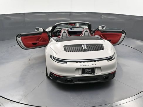Certified 2024 Porsche 911 Carrera GTS RWD image 37