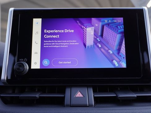 New 2025 Toyota RAV4 SE image 12