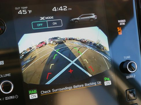 Certified 2025 Subaru Outback Limited image 27