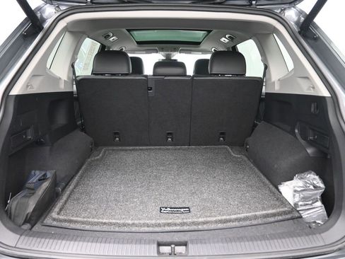 Used 2022 Volkswagen Tiguan SE AWD/4WD image 24