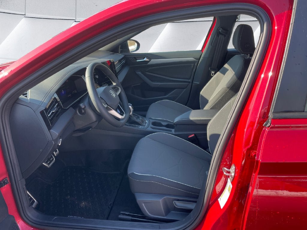 Used 2026 Volkswagen Jetta Sport FWD image 10