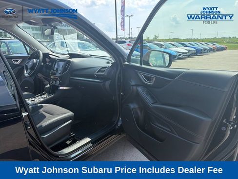Used 2024 Subaru Forester Premium AWD/4WD image 36