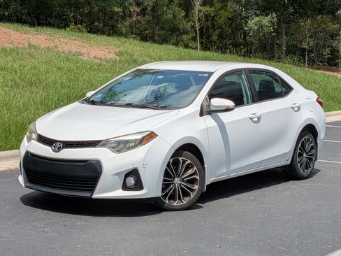 Used 2014 Toyota Corolla S FWD image 1