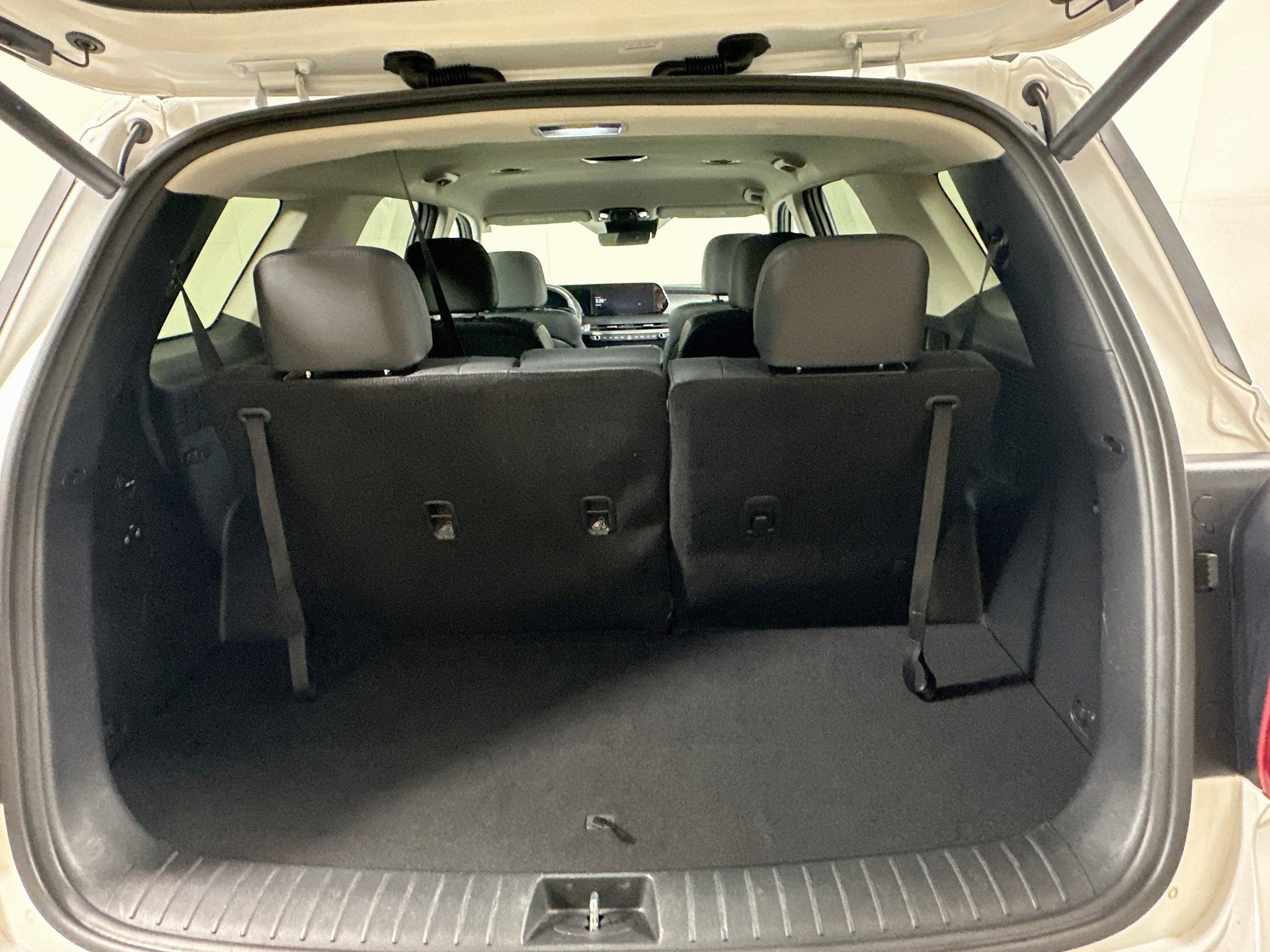 Used 2025 Hyundai Palisade SEL FWD image 30