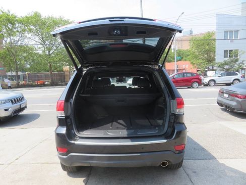 Used 2015 Jeep Grand Cherokee Limited AWD/4WD image 25