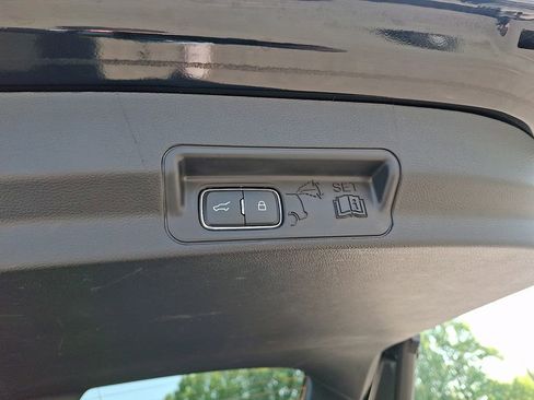 Used 2025 Ford Explorer ST-Line w/ Premium Package AWD/4WD image 31