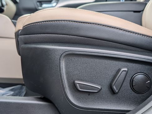 Certified 2021 Ford Escape Titanium image 22