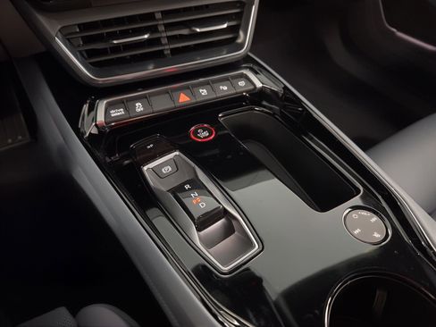 Used 2023 Audi RS e-tron GT w/ Ceramic Brake Package image 25