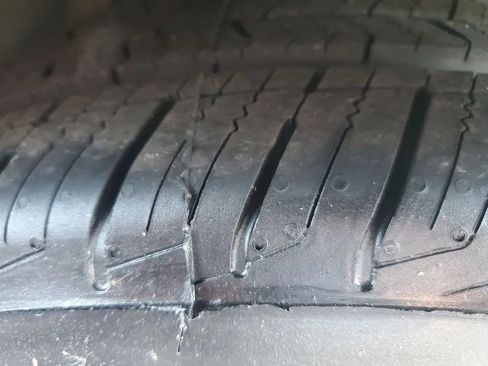 Used 2020 Chrysler Voyager L image 30