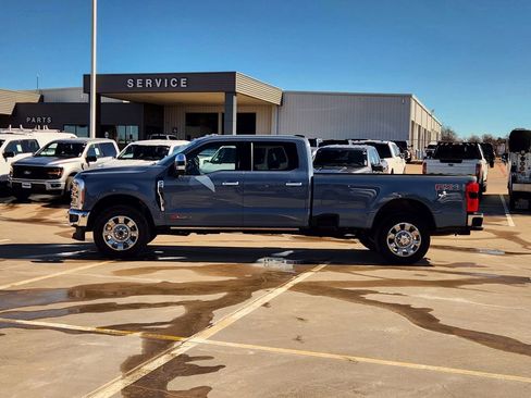 Used 2023 Ford F250 King Ranch w/ Chrome Package image 4