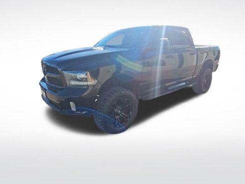 Used 2014 RAM 1500 Express w/ Black Ram 1500 Express Group image 4