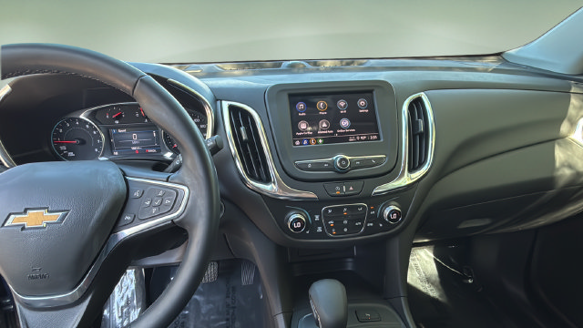 Used 2024 Chevrolet Equinox LT FWD image 11
