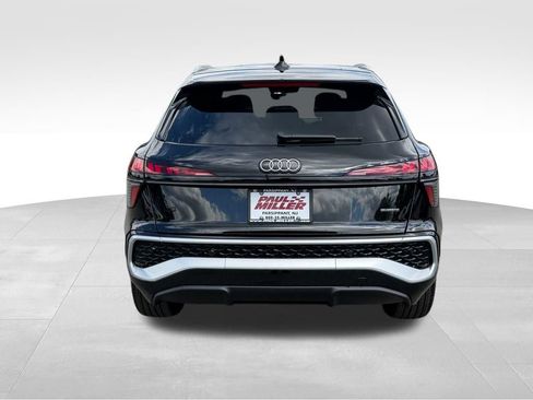 New 2026 Audi Q3 quattro 2.0T AWD/4WD image 6