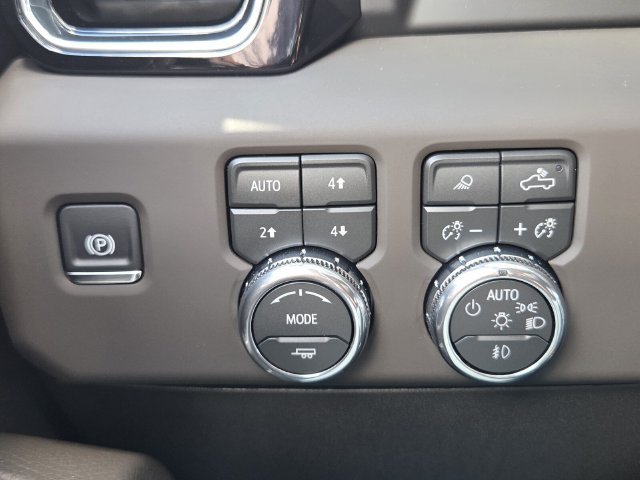 Used 2026 GMC Sierra 2500 Denali w/ Denali Reserve Package AWD/4WD image 24