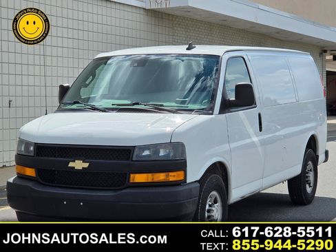 Used 2019 Chevrolet Express 2500 RWD image 1