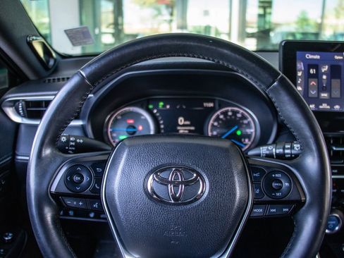 Used 2021 Toyota Venza Limited w/ Advanced Technology Package image 13