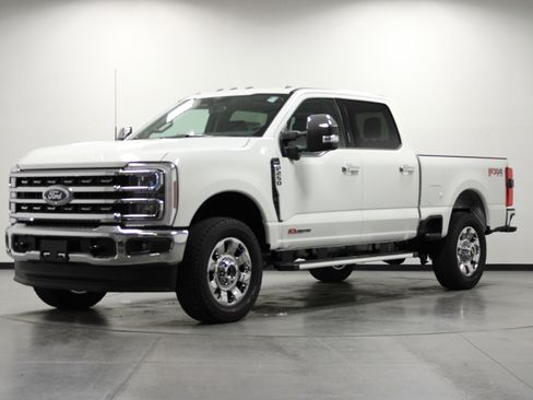New 2026 Ford F250 Lariat w/ Chrome Package AWD/4WD image 8