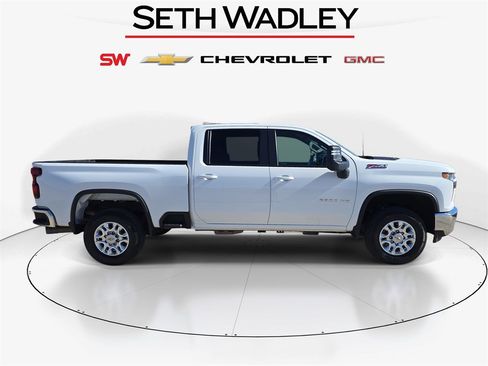 Used 2023 Chevrolet Silverado 2500 LT image 7
