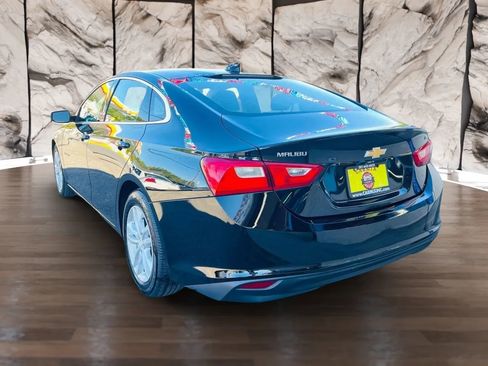 Used 2018 Chevrolet Malibu LT image 12
