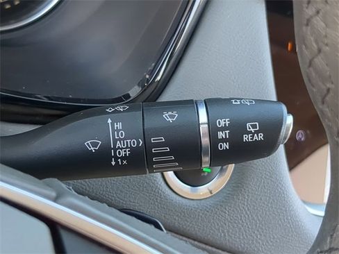 Used 2022 Cadillac XT5 Premium Luxury image 24