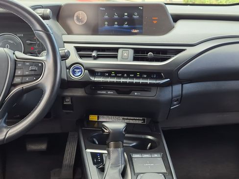 Used 2022 Lexus UX 250h AWD/4WD image 28