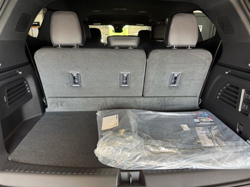 New 2026 Buick Enclave Preferred w/ Power Package image 8