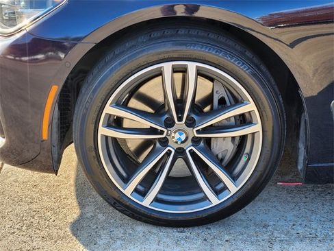 Used 2019 BMW 750i xDrive w/ Executive Package image 10