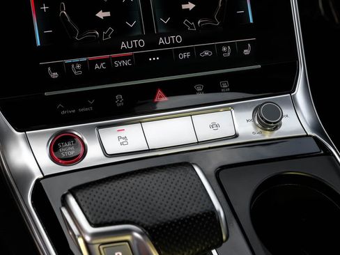 Used 2021 Audi RS 7 Sportback image 27