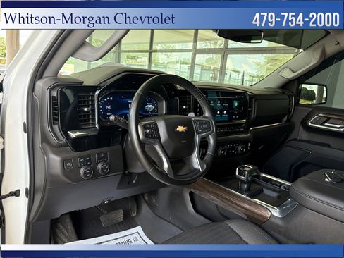 Used 2023 Chevrolet Silverado 1500 LT AWD/4WD image 11
