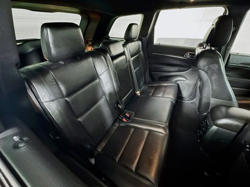 Used 2020 Jeep Grand Cherokee Limited image 27