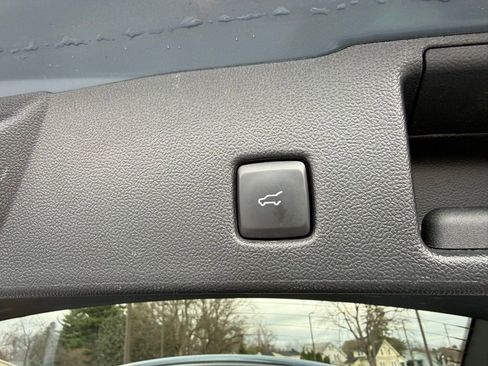 Certified 2023 Ford Escape Platinum w/ Premium Technology Package AWD/4WD image 32
