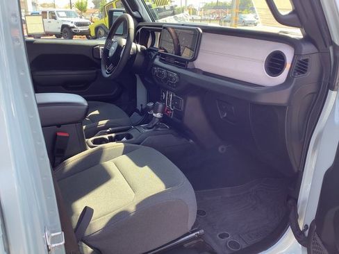 Used 2024 Jeep Wrangler Willys 4xe image 40