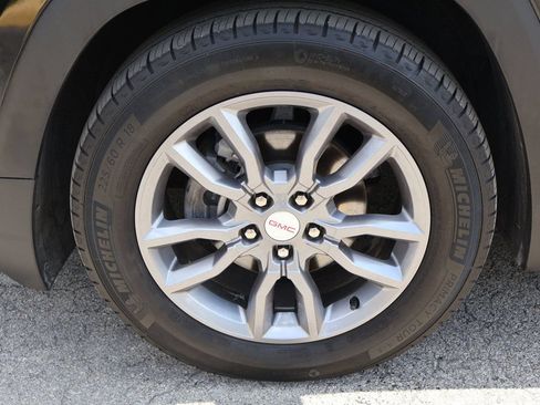 Used 2024 GMC Terrain SLT FWD image 21
