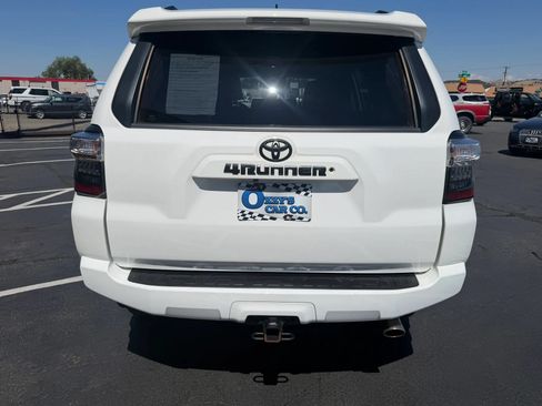 Used 2020 Toyota 4Runner SR5 w/ Wilderness Package AWD/4WD image 4