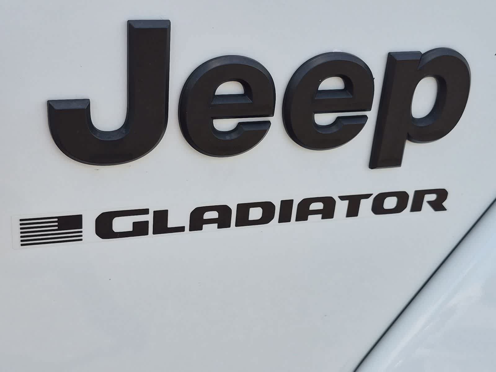 Used 2023 Jeep Gladiator Sport AWD/4WD image 13