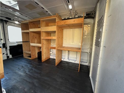 Used 2023 Ford Transit 250 Medium Roof image 3