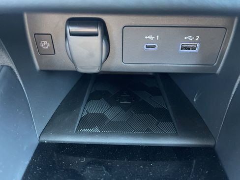 New 2025 Nissan Versa SR image 26