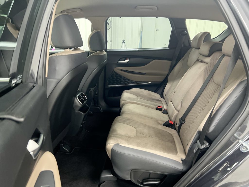 Used 2020 Hyundai Santa Fe SEL w/ Convenience Package AWD/4WD image 22
