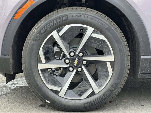 New 2026 Chevrolet Equinox EV LT image 7