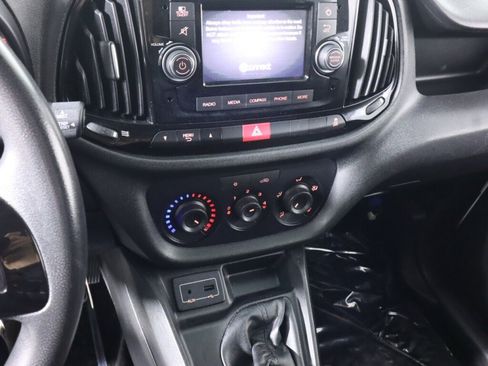 Used 2019 RAM ProMaster City Tradesman image 14